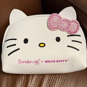 Hello Kitty White and Pink Accessory Bag “The Crème shop”limited addition